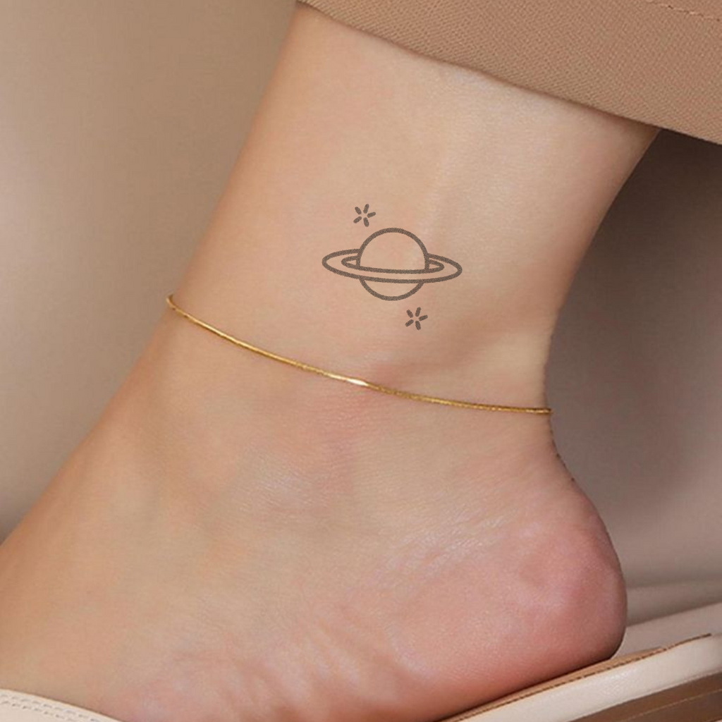 Minimalist solar system on Ashley | Solar system tattoo, Planet tattoos,  Astronomy tattoo